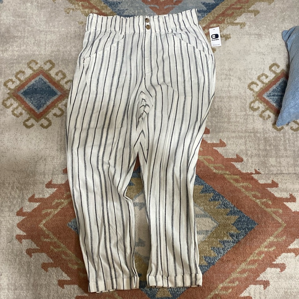 Women’s Pants
